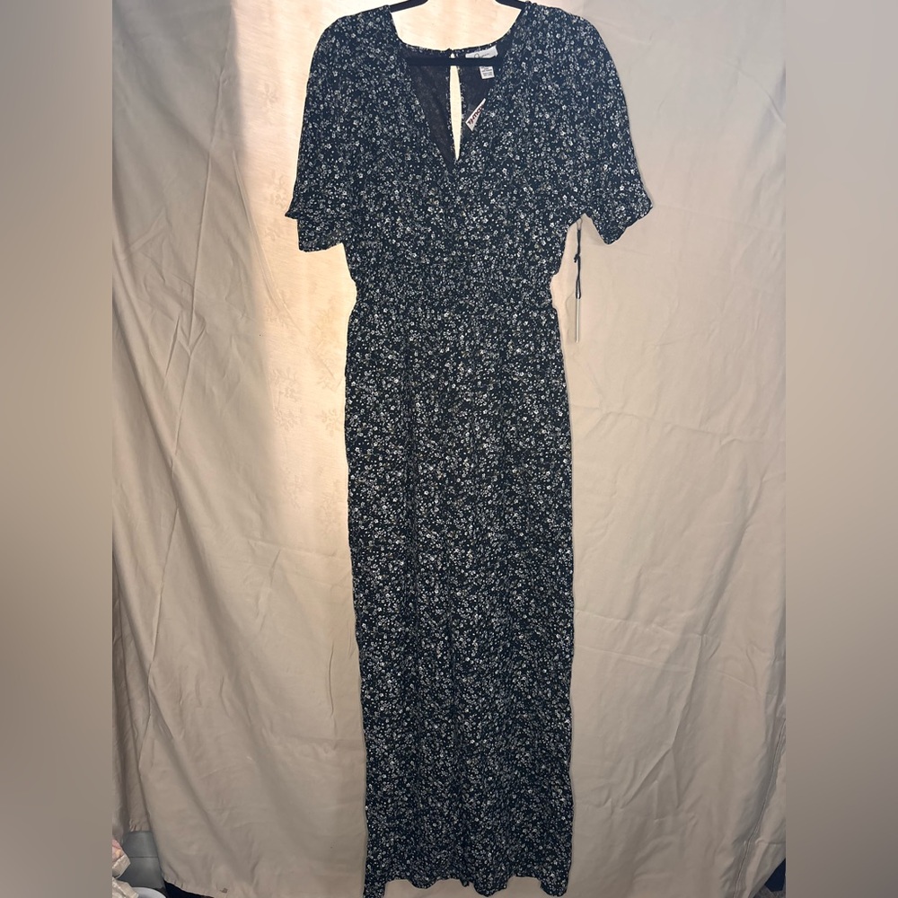 Chic Black Floral Jumpsuit